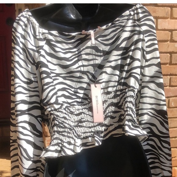BCBGENERATION | smock waist long puff sleeve crop top in zebra print, size large - Picture 10 of 15